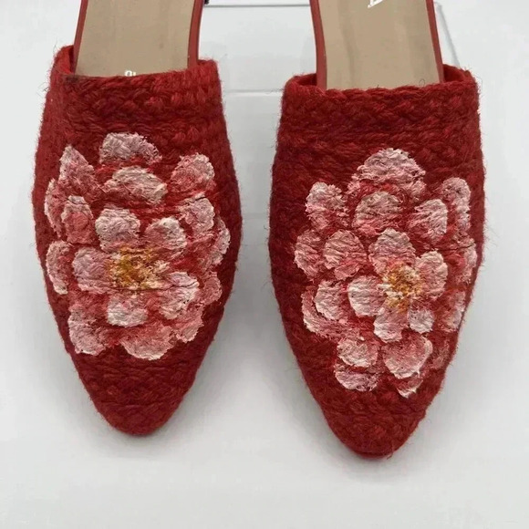 Pia Alba by Bayong Republic Red Macrame with a Floral painted Slip-On Mules 10 - Picture 3 of 10